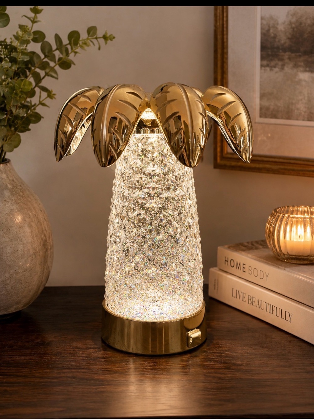 Bath and Bidy Gold-Trim Pineapple Candle Stand with Clear Faceted Body